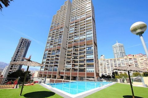 Apartamento en venta en Benidorm, Alicante, España 1 dormitorio, 65 m2 No. 44772 - foto 1