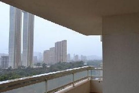 Apartamento en venta en Benidorm, Alicante, España 3 dormitorios, 140 m2 No. 44845 - foto 5