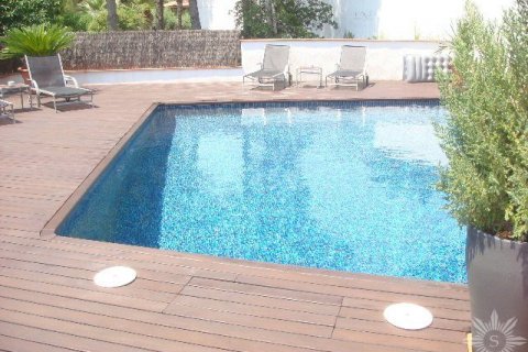Villa en venta en Sitges, Barcelona, España 5 dormitorios, 260 m2 No. 41413 - foto 2