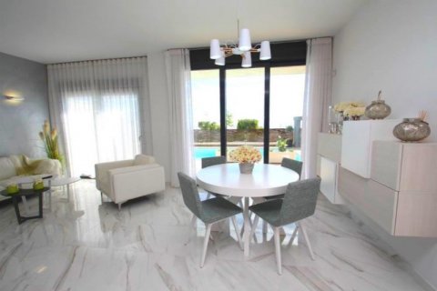 Villa en venta en La Manga del Mar Menor, Murcia, España 3 dormitorios, 92 m2 No. 42846 - foto 5