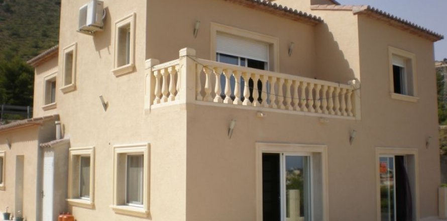 Villa en Calpe, Alicante, España 5 dormitorios, 250 m2 No. 45612