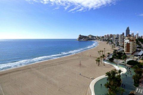 Ático en venta en Benidorm, Alicante, España 3 dormitorios, 92 m2 No. 44559 - foto 4