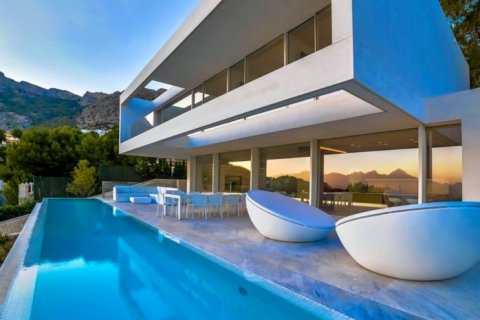 Villa en venta en Zona Altea Hills, Alicante, España 6 dormitorios, 700 m2 No. 42070 - foto 1