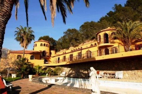 Villa en venta en Altea, Alicante, España 10 dormitorios, 753 m2 No. 44418 - foto 1