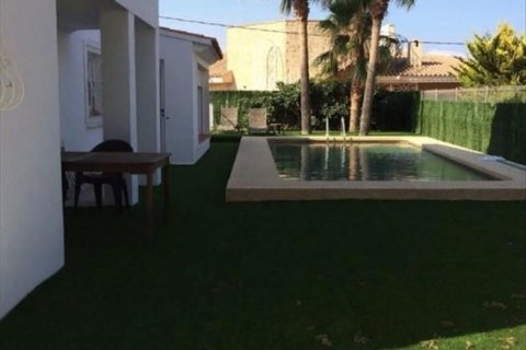 Villa en venta en Alfaz del Pi, Alicante, España 3 dormitorios, 300 m2 No. 44165 - foto 5