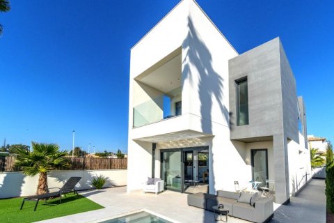 Villa en venta en Santa Pola, Alicante, España 3 dormitorios, 242 m2 No. 45253 - foto 2