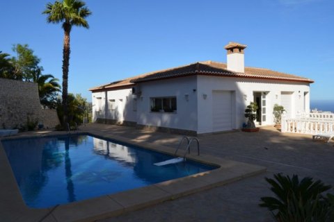Villa en venta en Calpe, Alicante, España 4 dormitorios, 600 m2 No. 45971 - foto 6