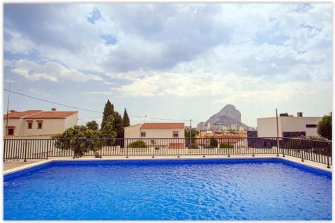 Villa en venta en Calpe, Alicante, España 6 dormitorios, 400 m2 No. 42808 - foto 3