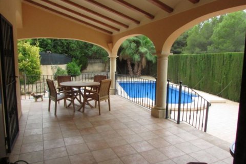 Villa en venta en Jávea, Alicante, España 4 dormitorios, 300 m2 No. 45360 - foto 10