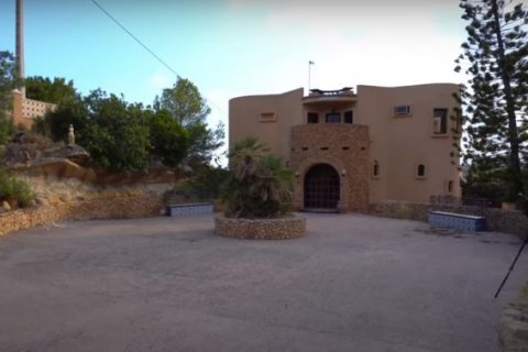 Villa en venta en El Campello, Alicante, España No. 43414 - foto 4