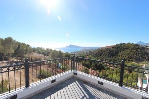 Villa en venta en Altea, Alicante, España 4 dormitorios, 916 m2 No. 44892 - foto 5