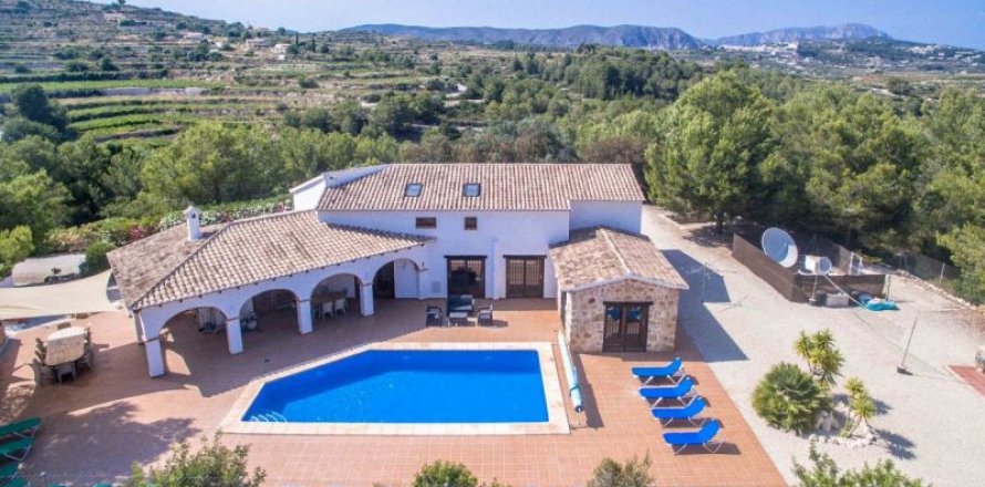 Villa en Moraira, Alicante, España 7 dormitorios, 356 m2 No. 43737