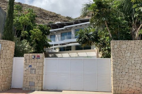 Villa en venta en Finestrat, Alicante, España 4 dormitorios, 477 m2 No. 42571 - foto 9