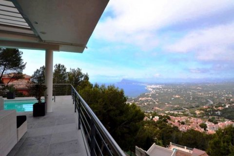 Villa en venta en Zona Altea Hills, Alicante, España 3 dormitorios, 281 m2 No. 45629 - foto 1