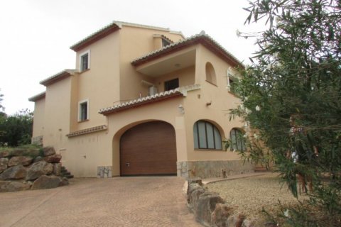 Villa en venta en Jávea, Alicante, España 4 dormitorios, 300 m2 No. 45360 - foto 2