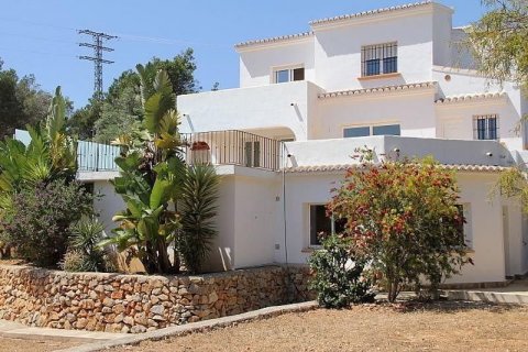 Villa en venta en Moraira, Alicante, España 4 dormitorios, 240 m2 No. 46048 - foto 1