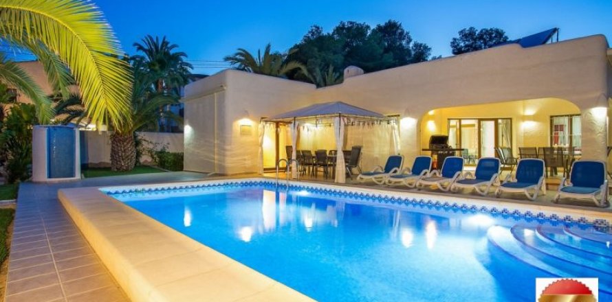 Villa en Moraira, Alicante, España 10 dormitorios, 350 m2 No. 44224