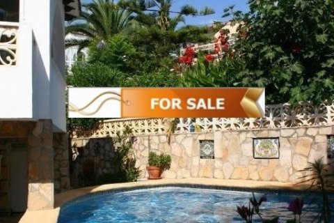 Villa en venta Calpe, Alicante, España 4 dormitorios,  No. 45008 - foto 2