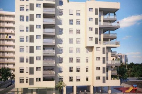 Apartamento en venta en Alicante, España 4 dormitorios, 116 m2 No. 45968 - foto 1