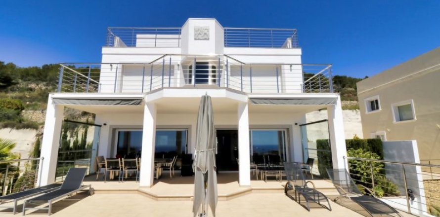 Villa en Calpe, Alicante, España 4 dormitorios, 374 m2 No. 43101