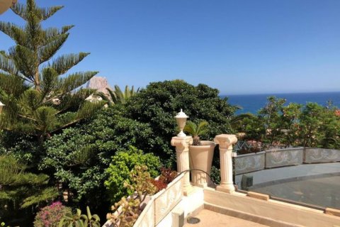 Villa en venta en Calpe, Alicante, España 6 dormitorios, 600 m2 No. 45173 - foto 5