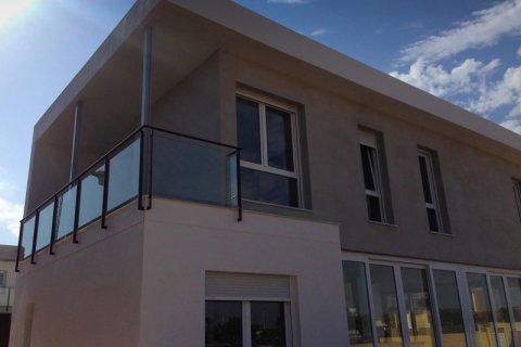 Casa adosada en venta en Santa Pola, Alicante, España 4 dormitorios, 170 m2 No. 42489 - foto 2