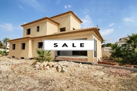 Villa en venta en Calpe, Alicante, España 3 dormitorios, 318 m2 No. 46050 - foto 1