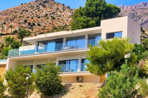 Villa en venta en Altea, Alicante, España 4 dormitorios, 315 m2 No. 42818 - foto 1