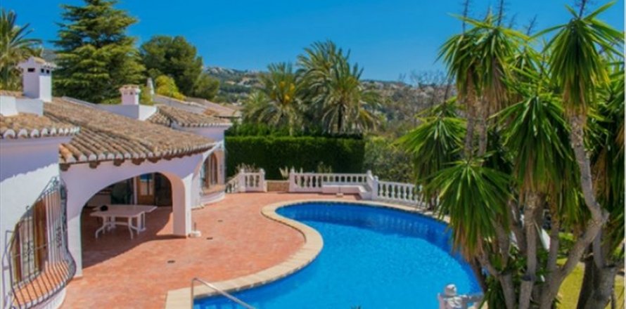Villa Moraira, Alicante, España 4 dormitorios, 267 m2 No. 43733