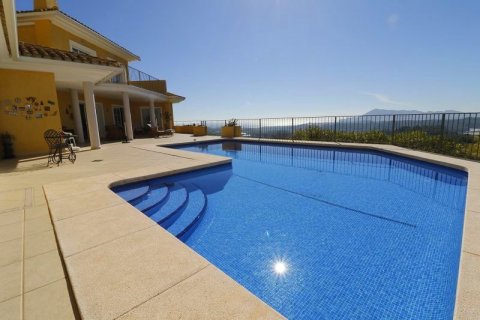 Villa en venta en Altea, Alicante, España 4 dormitorios, 598 m2 No. 42804 - foto 2