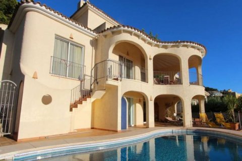 Villa en venta en Altea, Alicante, España 4 dormitorios, 209 m2 No. 45610 - foto 2