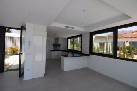 Villa en venta en Altea, Alicante, España 5 dormitorios, 300 m2 No. 43870 - foto 5