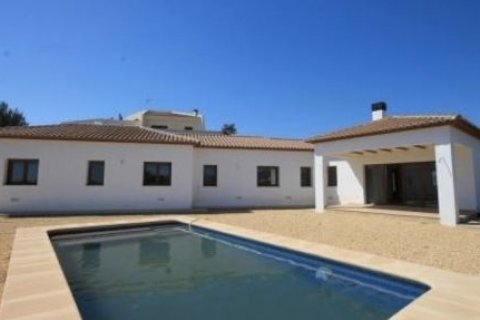 Villa en venta en Jávea, Alicante, España 3 dormitorios, 189 m2 No. 45896 - foto 1