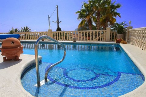 Villa en venta en Calpe, Alicante, España 3 dormitorios, 300 m2 No. 42983 - foto 5