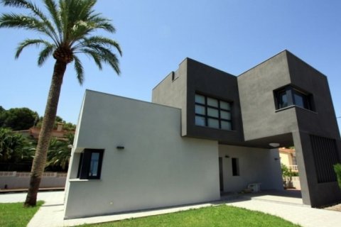 Villa en venta en Dénia, Alicante, España 5 dormitorios, 289 m2 No. 45506 - foto 4