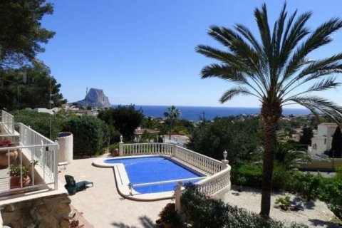 Villa en venta en Calpe, Alicante, España 3 dormitorios, 250 m2 No. 45584 - foto 9