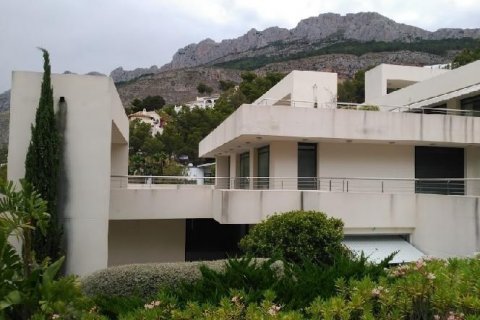 Casa adosada en venta en Altea, Alicante, España 3 dormitorios, 433 m2 No. 44904 - foto 1