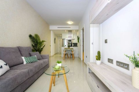Ático en venta en Torrevieja, Alicante, España 3 dormitorios, 133 m2 No. 43119 - foto 1
