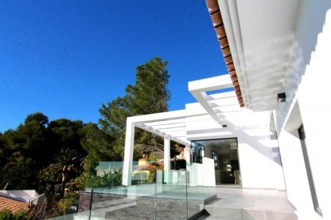 Villa en venta en Altea, Alicante, España 4 dormitorios, 600 m2 No. 44180 - foto 5