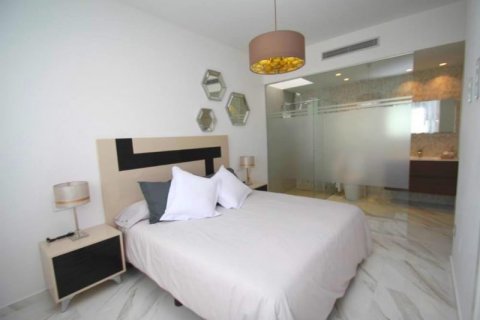 Villa en venta en La Manga del Mar Menor, Murcia, España 3 dormitorios, 92 m2 No. 42846 - foto 10