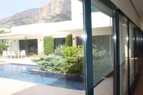 Villa en venta en Jávea, Alicante, España 5 dormitorios, 389 m2 No. 44212 - foto 7