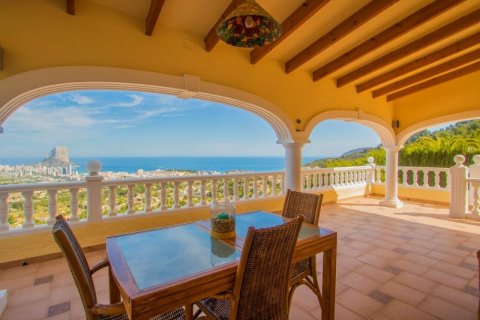 Villa en venta en Calpe, Alicante, España 4 dormitorios, 300 m2 No. 42775 - foto 5