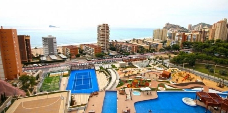 Apartamento en Benidorm, Alicante, España 3 dormitorios, 127 m2 No. 45071