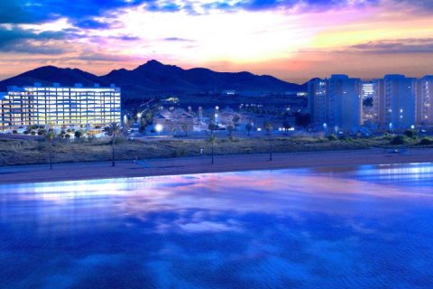 Apartamento en venta La Manga del Mar Menor, Murcia, España 3 dormitorios, 152 m2 No. 43036 - foto 2