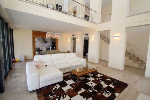 Villa en venta en Calpe, Alicante, España 4 dormitorios, 553 m2 No. 44291 - foto 4