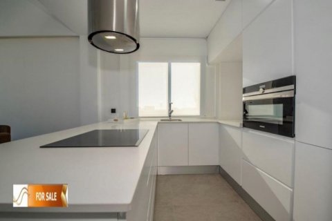Villa en venta en Alicante, España 3 dormitorios, 174 m2 No. 46094 - foto 4