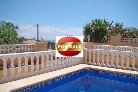 Villa en venta en Calpe, Alicante, España 6 dormitorios, 238 m2 No. 45690 - foto 7