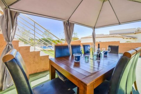 Villa en venta en Calpe, Alicante, España 4 dormitorios, 360 m2 No. 45448 - foto 6