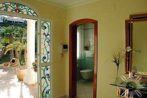 Villa en venta en Dénia, Alicante, España 8 dormitorios, 462 m2 No. 41397 - foto 3
