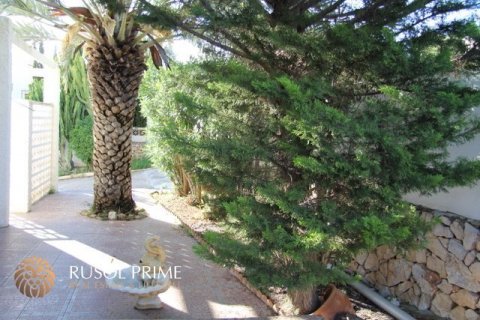 Villa en venta en Calpe, Alicante, España 4 dormitorios, 200 m2 No. 46749 - foto 4